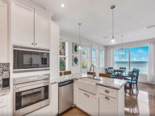 Anna Maria Direct Bay Front Luxury Vacation Home - Boat Dock